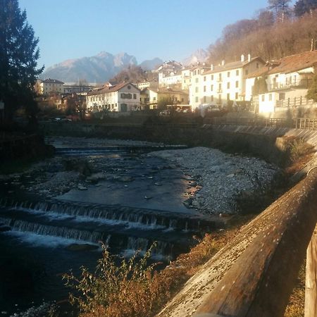 Casetta Next To The Creek Dino Buzzati Belluno Eksteriør billede